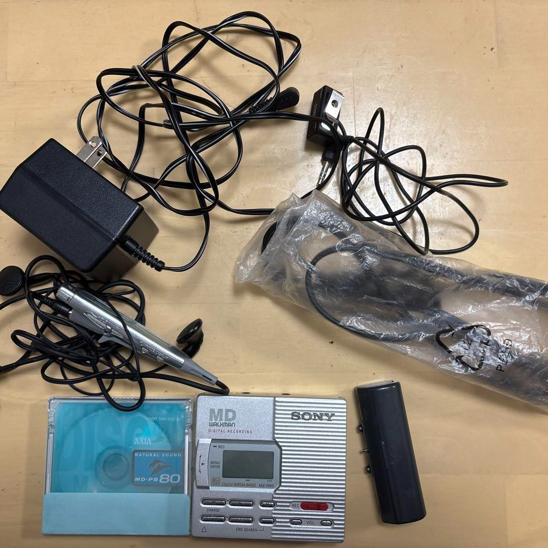 SONY MZ-R90 silver minidisc MD walkman player recorder used From