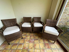 Set of 4 quality Rattan/Wicker Dining/ Garden Chairs with Cushions