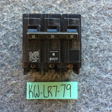 Siemens ITE B330 Circuit Breaker 30 Amp 240 Volt 3 Pole Bolt On 10K