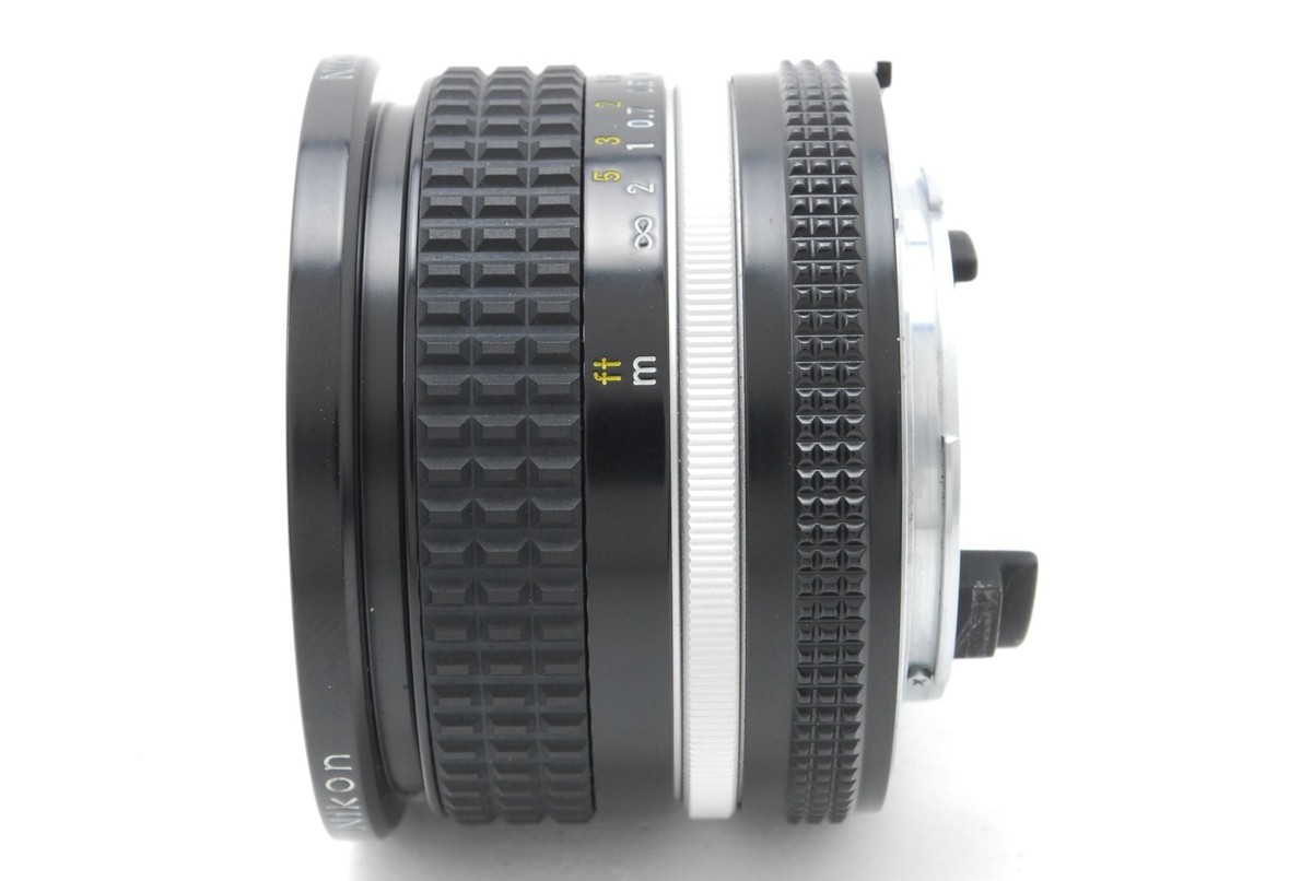 NIKON Ai-S NIKKOR 20mm f/2.8 Old Lens Wide Angle MF single NIKON Ai-S NIKKOR 20mm f/2.8 Old Lens Wide Angle MF single