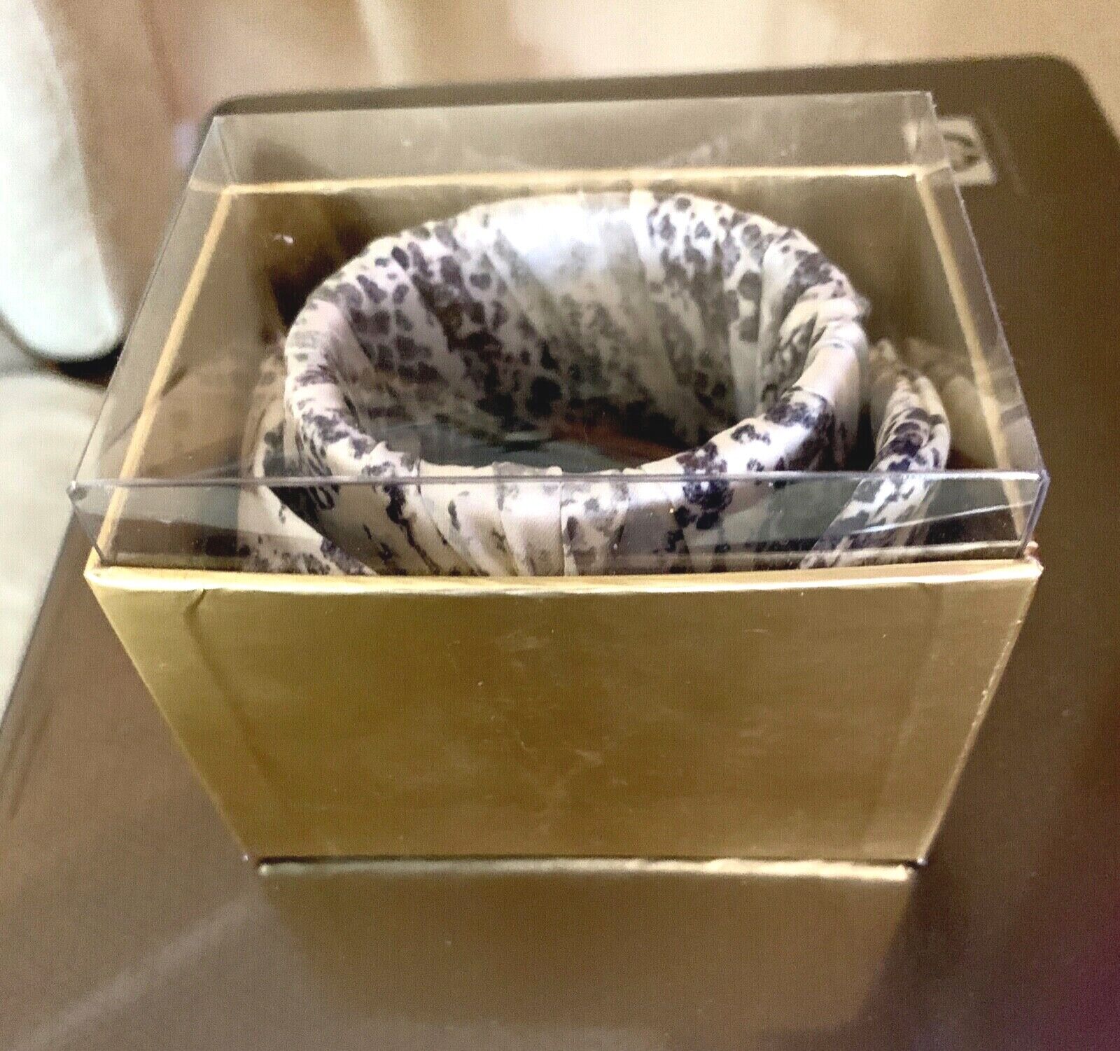 Picture 4 of 6