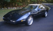 GM WA8743 Black Sapphire Basecoat With Reducer Gallon (Basecoat Only) Kit