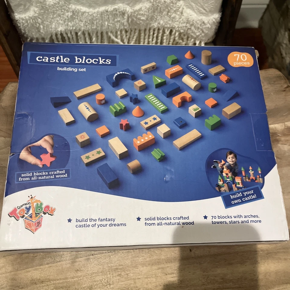 Geoffreys Toy Box 70 Pieces Castle Blocks Building Set All Natural Wood - Image 4 of 4
