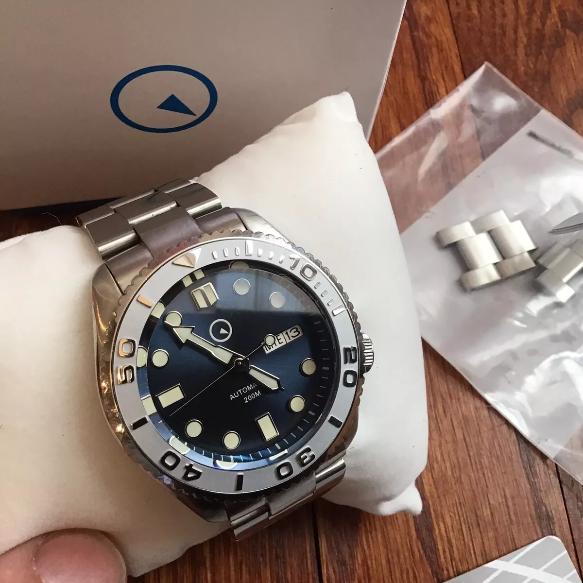 Long island watch co clearance
