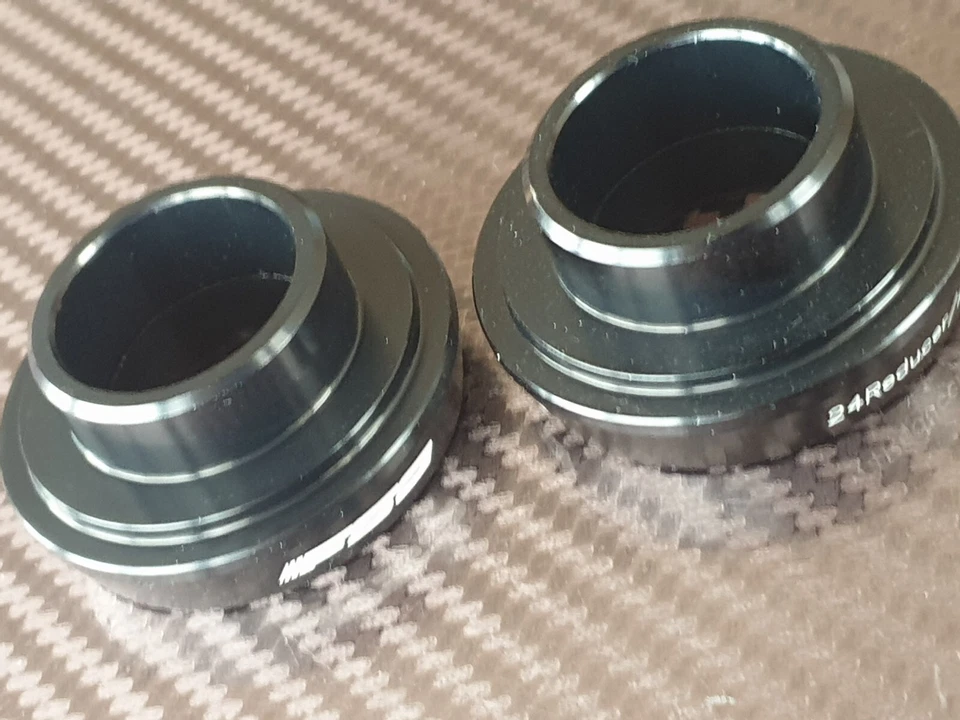 FSA Bottom Bracket Adaptor Cups BB30 PF30 BB386 to 24mm MegaExo Hollowtech 2 - Image 4 of 4