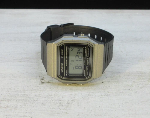 VINTAGE CASIO F-91W MODEL 593 ALARM CHRONOGRAPH WATCH