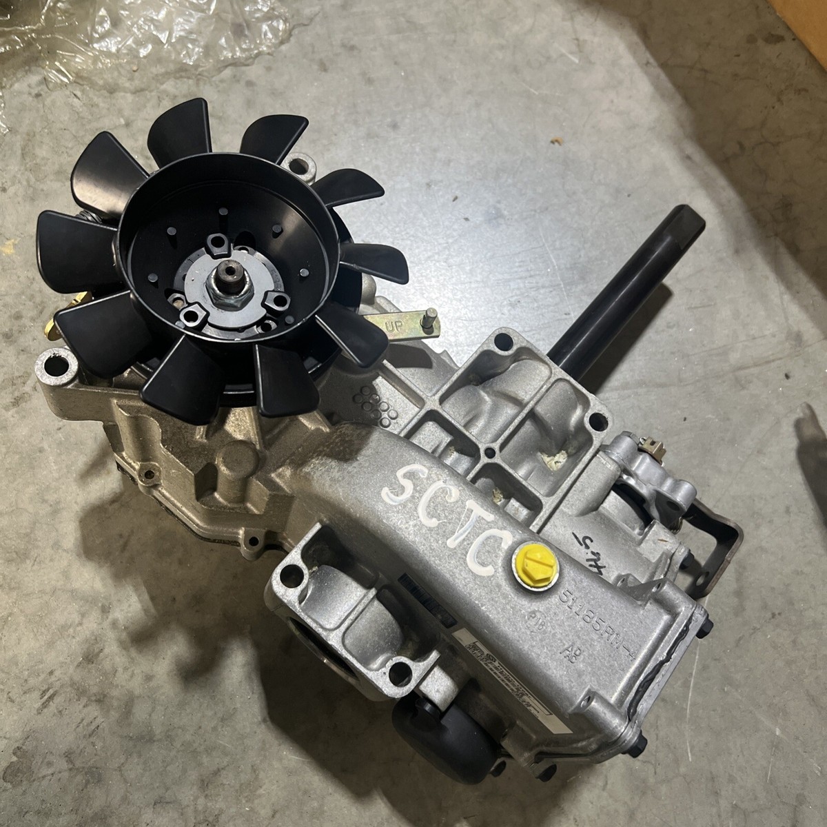 トランスリアニメイト HYDRO-GEAR® 618-0437 INTEGRATED HYDROSTATIC TRANSAX 316-2400R Lawn