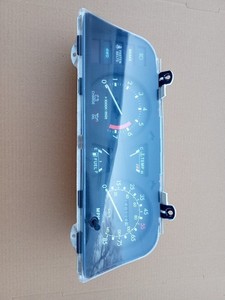 Toyota Hilux Pickup 1982-1983 4WD SR5 Speedometer Cluster Gauge OEM 140K