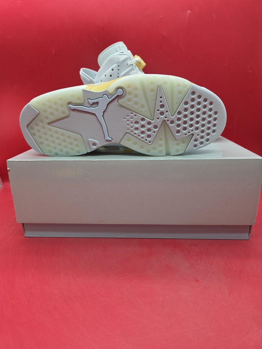 Jordan 6 Retro Women's Size 6.5 Grey Gold iced Suede Shoes DQ4914 074 thumbnail 5