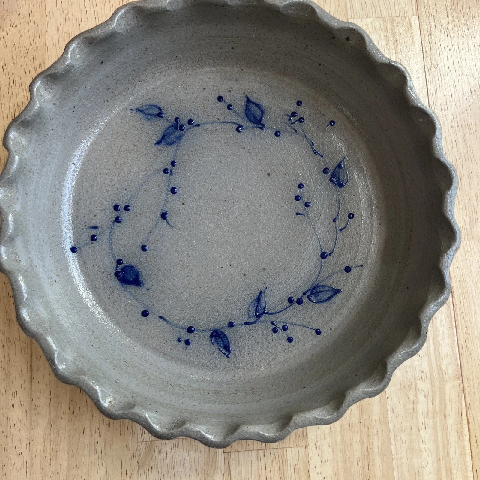 Salmon Falls Stoneware Blue Vine 9” Fluted Pie Dish