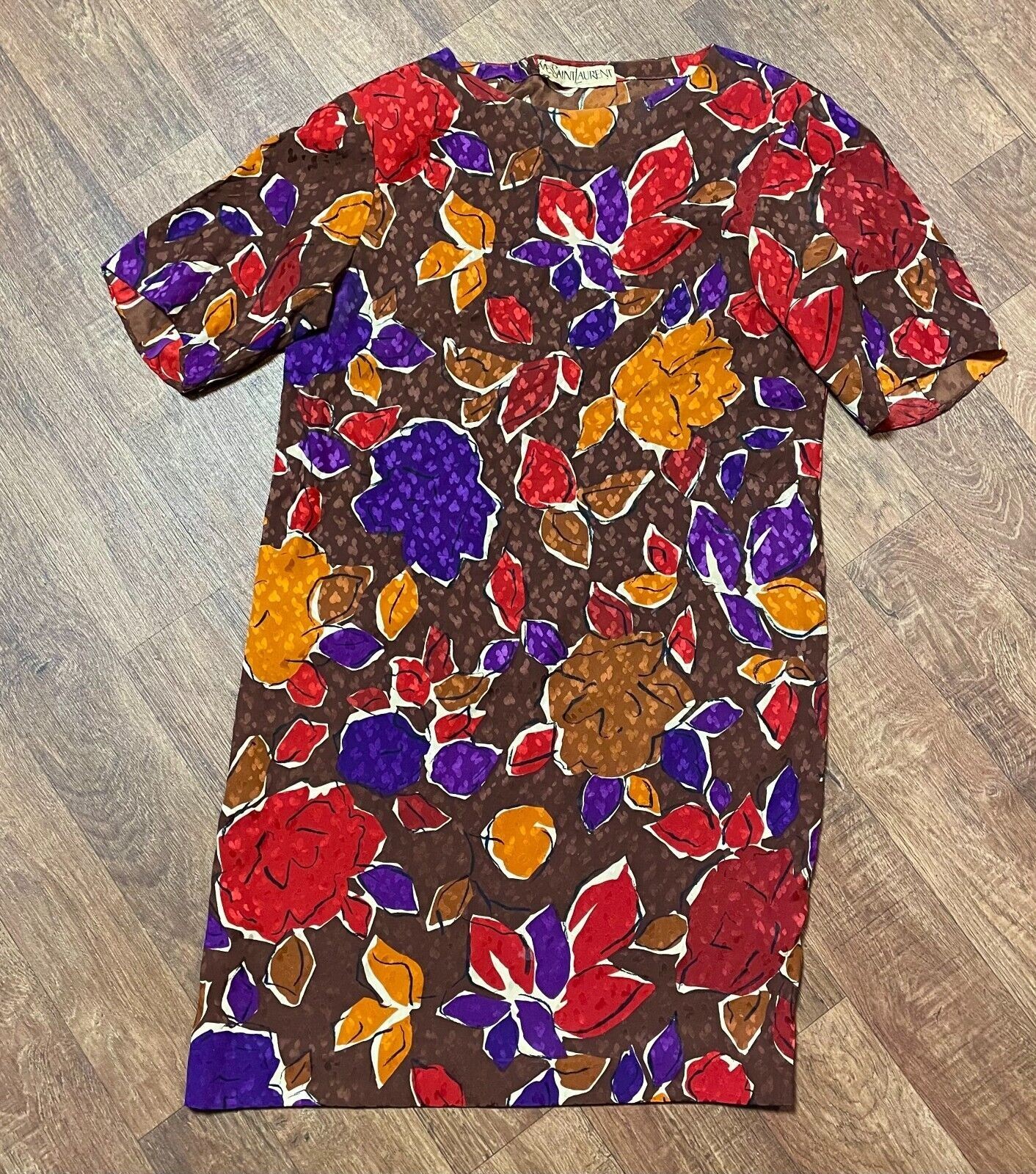 Abito in seta Yves Saint Laurent anni 70 Stampa foglia marrone e viola vintage UK 12 14