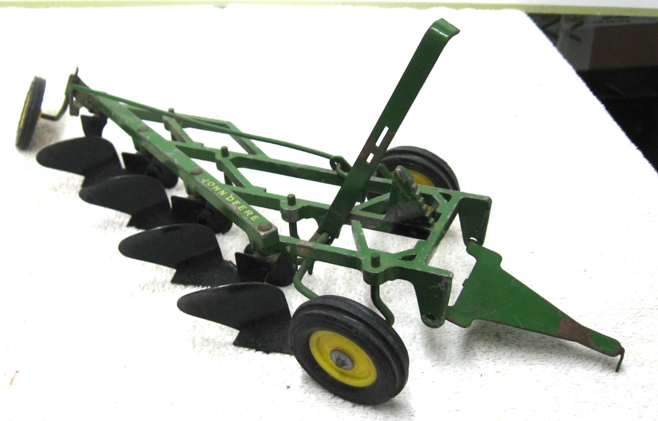 Vintage 1/16 John Deere Tractor 4 Bottom Plow 1960S Farm Toy