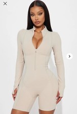 Fashion Nova Sz Small NWOT Taupe Jumpsuit Long Sleeve Active