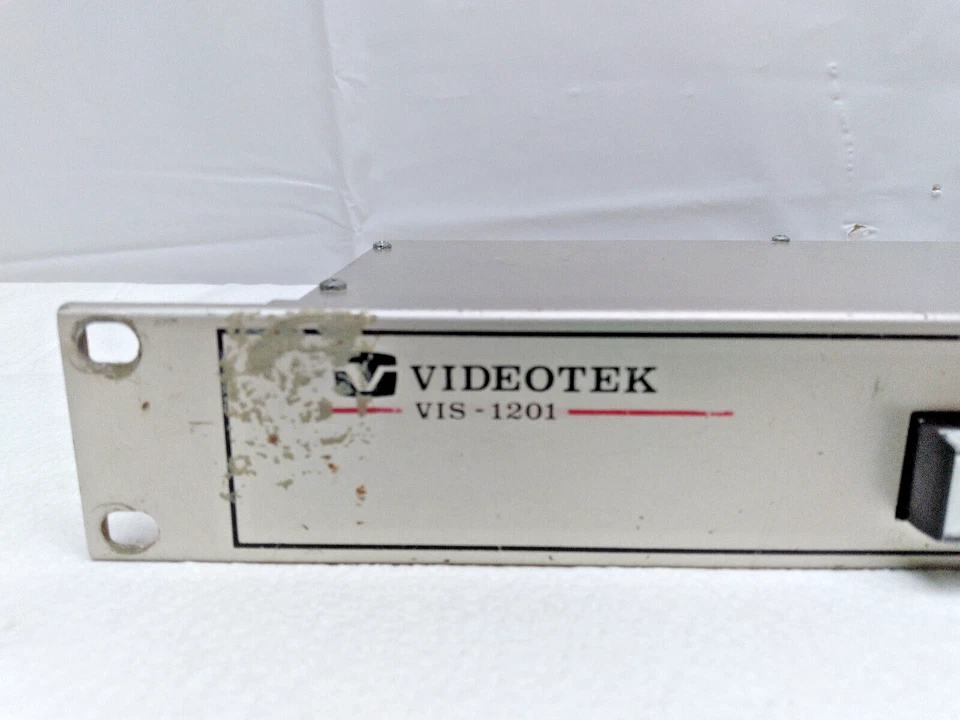VIDEOTEK VIS-1201 12x1 Video Only Routing Switcher - Image 2 of 4