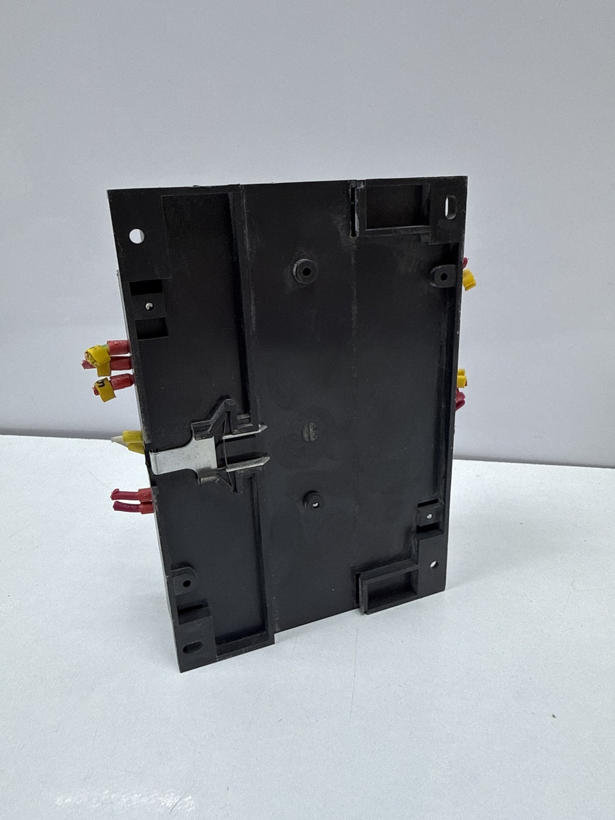 Invensys MNL-13RF2 I/A Series Controller Module 24VAC Building Managment System