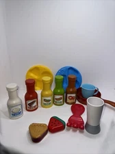 Step2 Pretend Play Food Condiments Salt Grinder Plates  Pie