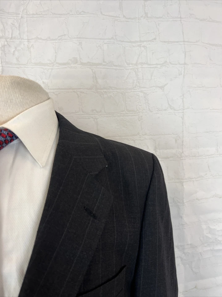 ВИНТАЖНЫЙ мужской темно-серый полосатый шерстяной блейзер Burberry 42R 1895 долл. США - Изображение 2 из 4