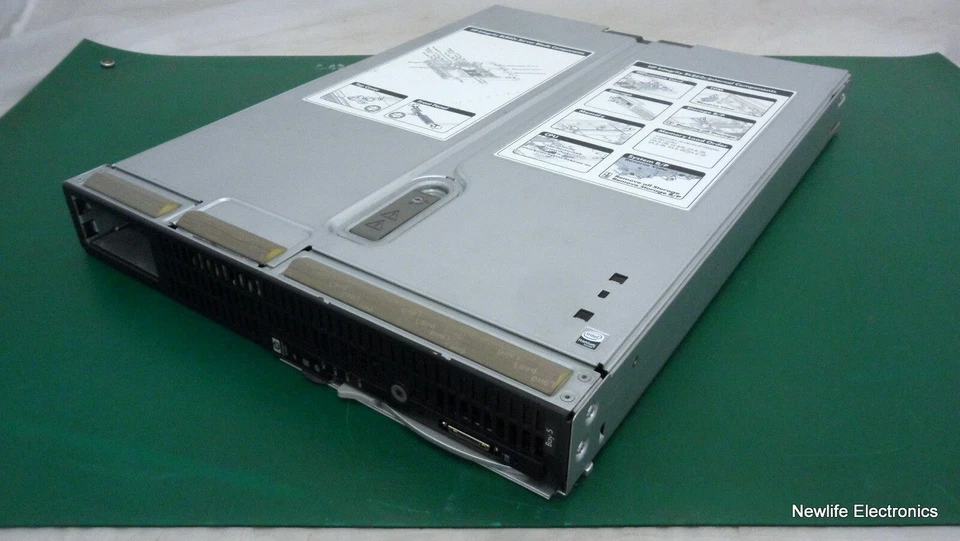 HP AD323A #005 Integrity BL860c Server (2 x 1.42GHz CPU's; No RAM/Drives) - Image 2 of 4
