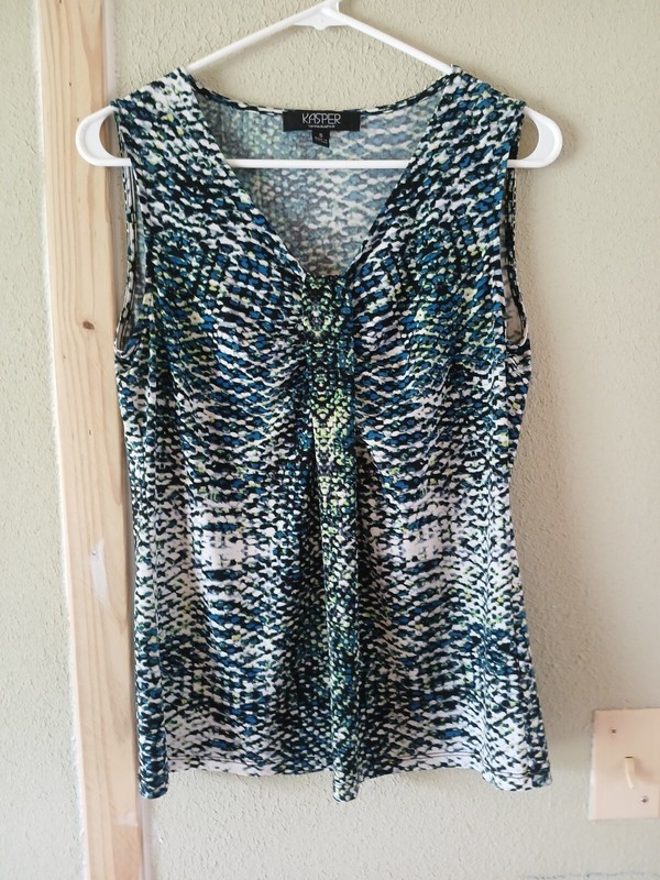 Kasper Size Small Pullover 3
