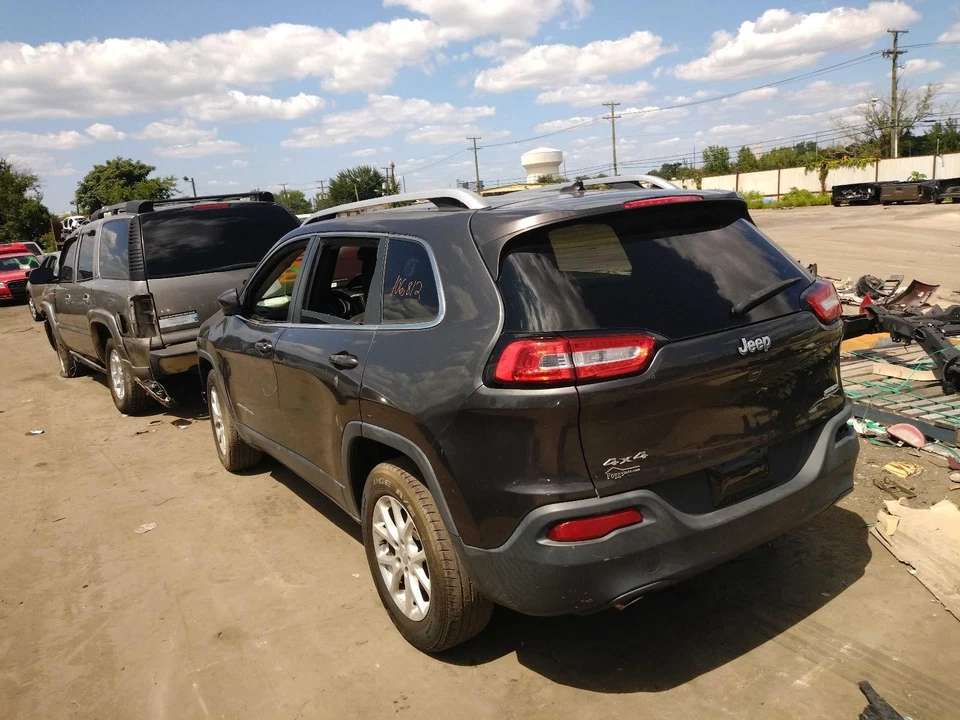 Used Engine Complete Assembly fits: 2016 Jeep Cherokee Sdn 2.4L VIN B 8th digit — 第 2/4 张图片