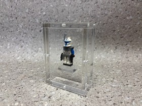 LEGO &reg; Star Wars 7675 figure Captain Rex sw0194 incl. magnetic display