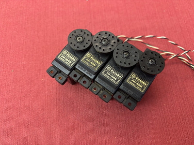 Note ''G'' Connector (4) Futaba Servos 1 - S48, 3 S-28's RC Servos Tested Fine