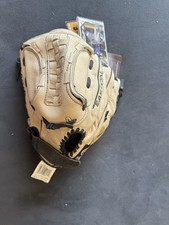 Easton Z-Flex Youth Baseball Glove with 3 Vintage Cards Barrett Castillo Sosa