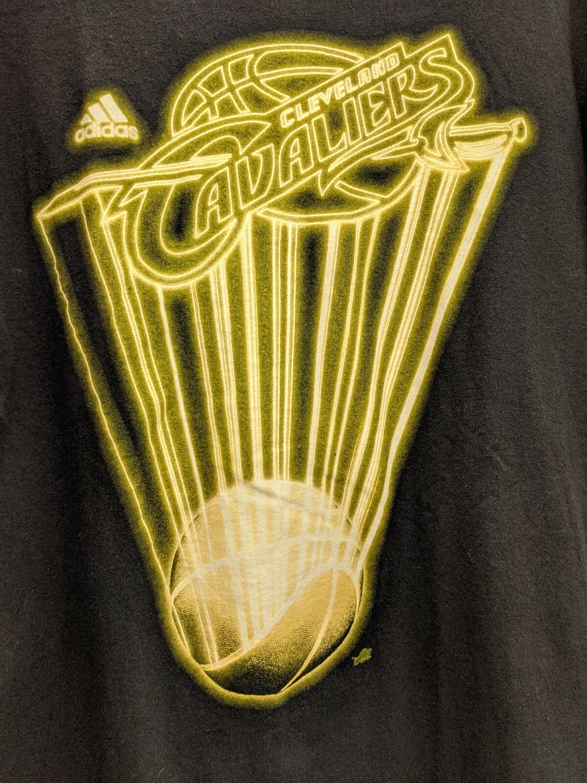 Cleveland Cavaliers Cavs 2016 Championship Trophy T-Shirt Adidas M Size Mens thumbnail 8