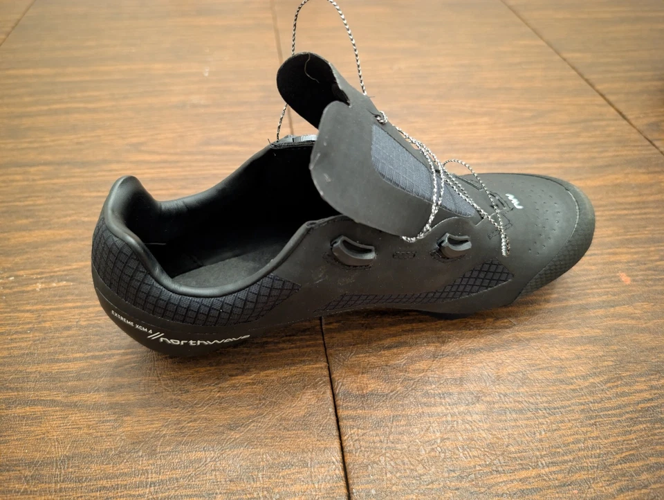 Zapatos de MTB Northwave EXTREME XCM 4, negros, 41, par Foto 3 de 4