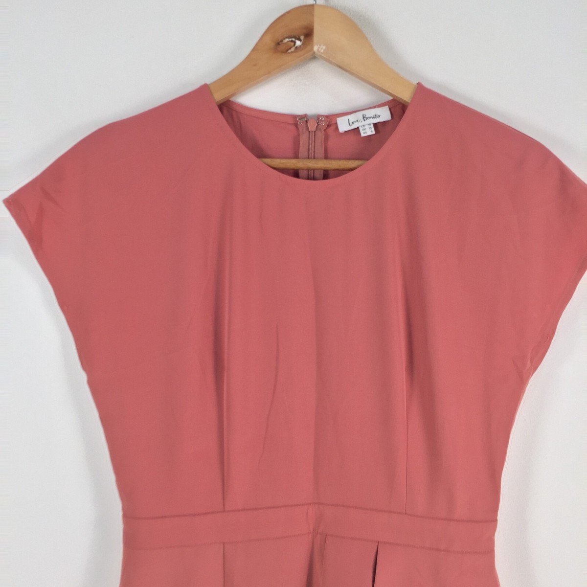 Love bonito womens dress size UK 10 aus pencil pink short sleeve - Main Image