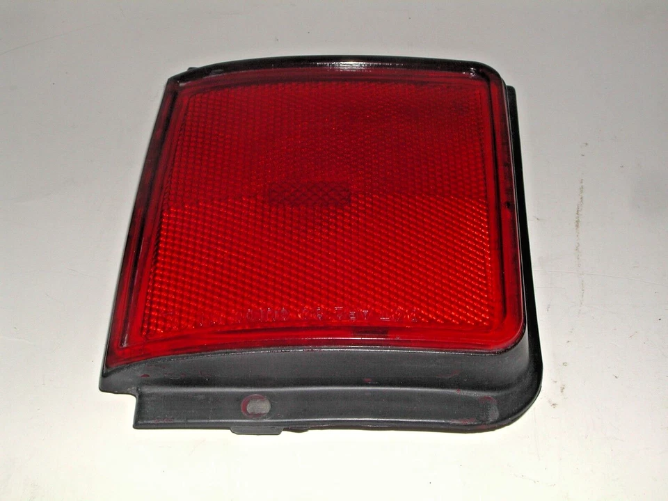 1980 - 1987 Chevrolet Chevette LEFT Rear Marker Tail Light Lamp GM # 5971211 - Image 4 of 4