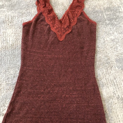 We The Free rotes Damen-Tanktop klein zierlich Spitzenbesatz zu ärmellos - Bild 7 von 14