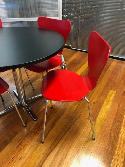 Round black table Plus 4 red chairs - Used in immaculate condition - image 3 of 4