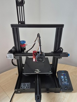 Creality Ender 3 V2 mit BL-Touch und Metall Bowden-Extruder