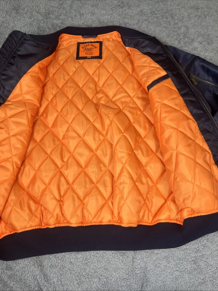 Chaqueta Hard Rock Guitar Company Para Hombre Talla XL Azul Marino Satinado Edredón Forrado NUEVA Foto 3 de 4