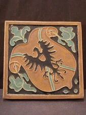 RARE 19 c Faience Franklin Pottery Ceramic Dragon Heraldic Wall Majolica Tile