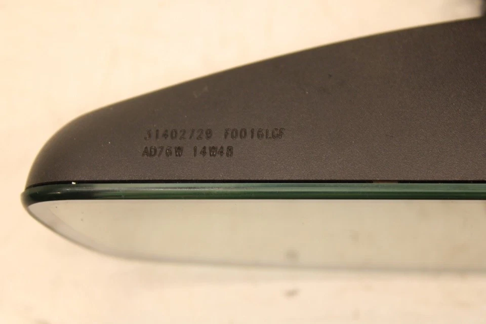 Оригинальное внутреннее зеркало заднего вида для Volvo S60 T5 Premier 2015-2016 годов выпуска 31402729 - Изображение 3 из 4