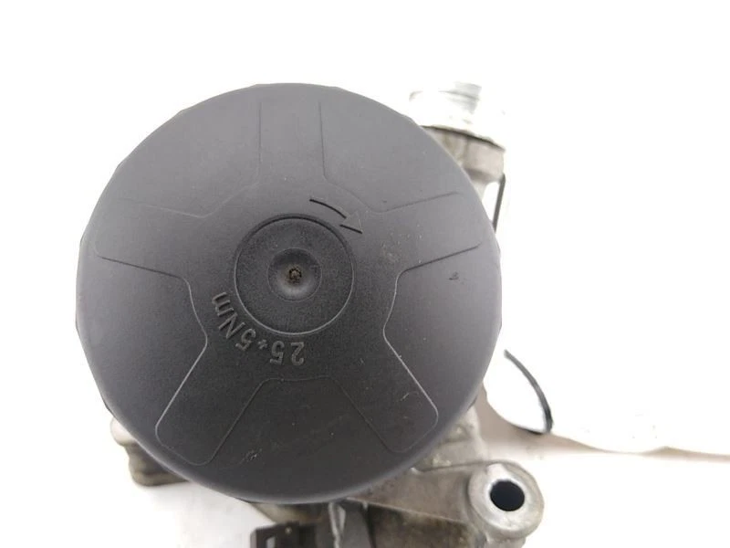 Adaptador enfriador carcasa filtro aceite motor BMW 328Xi E90 N52 2007-2013  Foto 3 de 4