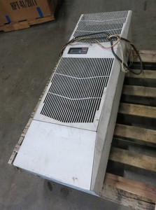 McLean G520826G050 Electronic Enclosure Air Conditioner 7300/8200 BTU 230V 1PH