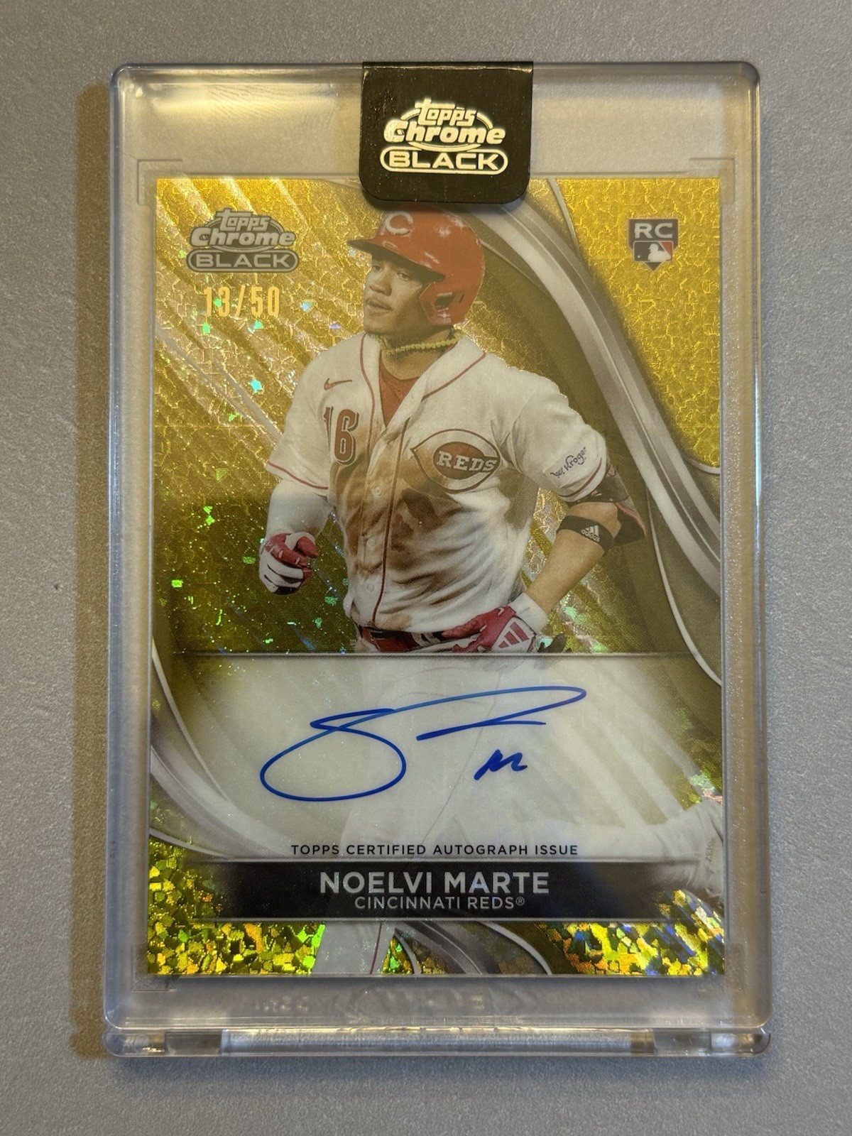 2024 Topps Chrome Black Noelvi Marte Gold Rookie Autograph 13/50
