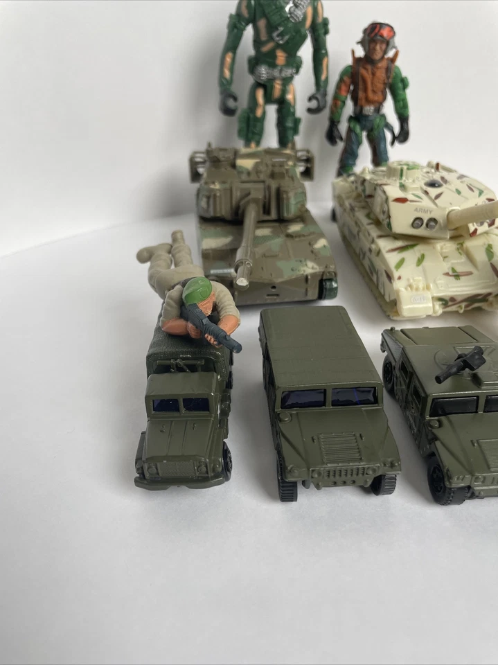 Variedad de tanques de juguete de camuflaje, coches del ejército Maisio, Greenbrier, GI Joe, 1980-2020 Foto 3 de 4