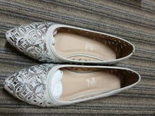 Design By Jacobies Size 8 Shoes