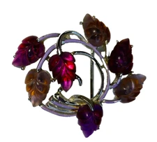 Vintage Signed STAR Shades of Purple Raspberry Molded Lucite Silver Tone Brooch