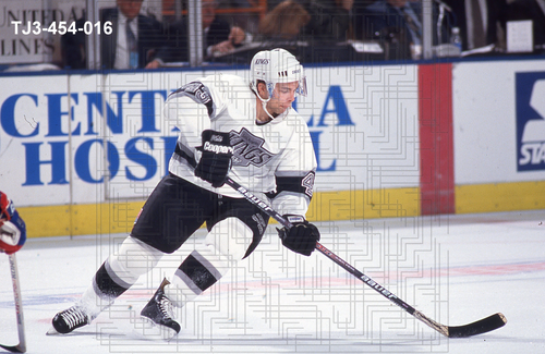 Vitali Yachmenev 1995 - Los Angeles Kings - choose a full color 35mm slide - Picture 2 of 5