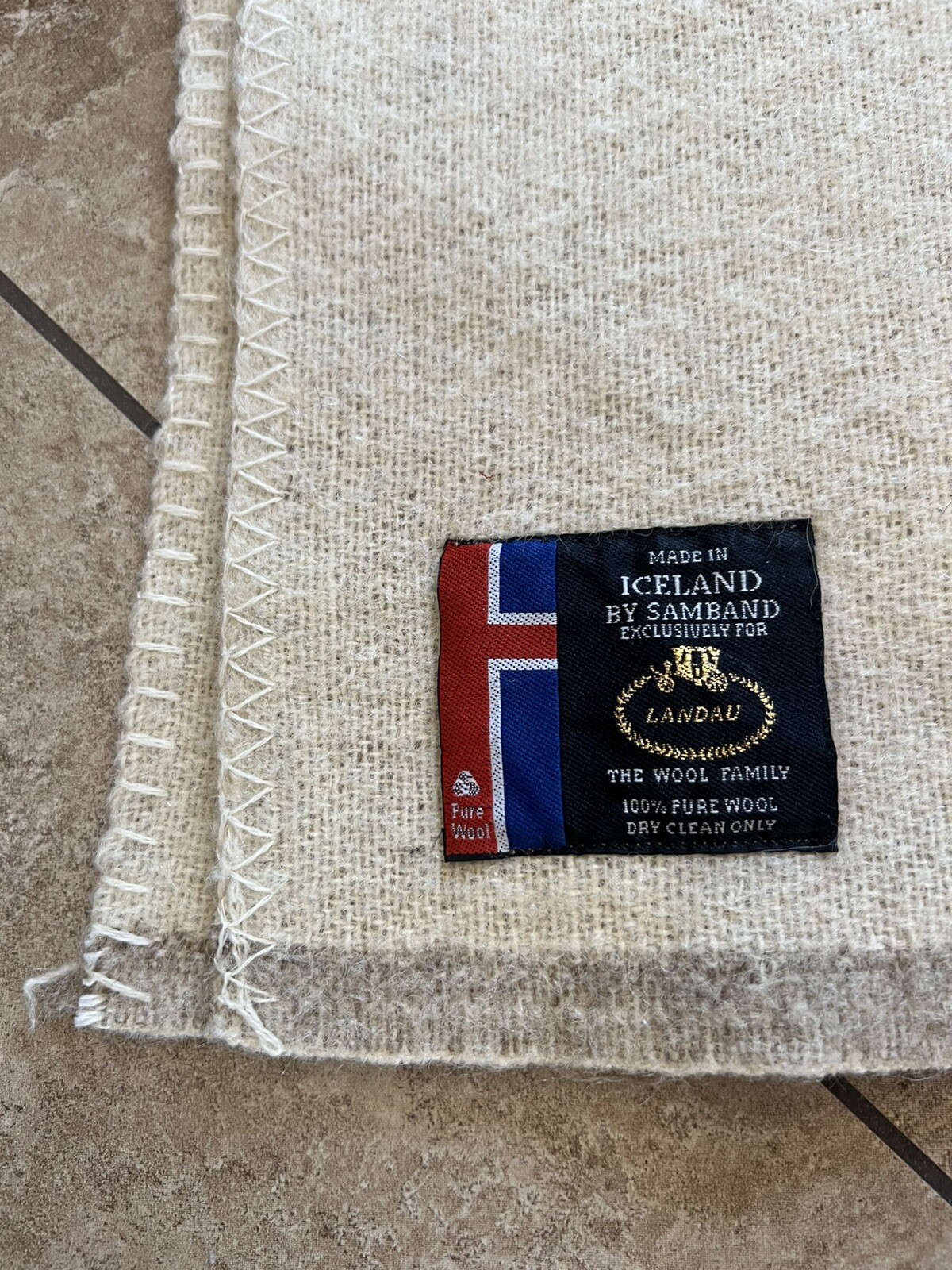 Vintage 1985 Samband Of Iceland Landau 30th Anniversary Wool Throw