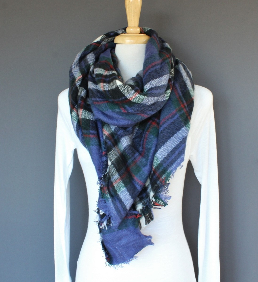 小物 plaid pattern scarf Festive Plaid Oblong Silk Scarf | Shop Smithsonian Store