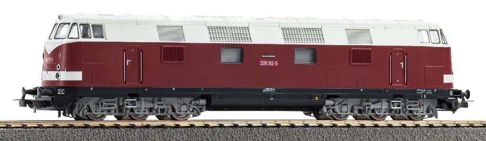 Piko 52120, Diesellok BR 228, DR, Digital + Sound, Neu & OVP, H0 AC