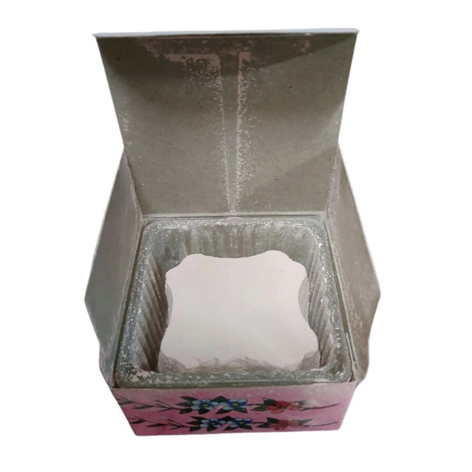 Traditional Chinese Face Pressed White/Pink Powder – Sam Fong Hoi Tong (57g) - Image 3 of 4