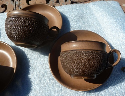 Lote de 4 tazas y platillos Denby Cotswold descontinuados 1973-1982 - Imagen 2 de 3
