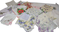 Vtg Hankies Embroidered mixed sz Florals scalloped lace 15pc lot see photos